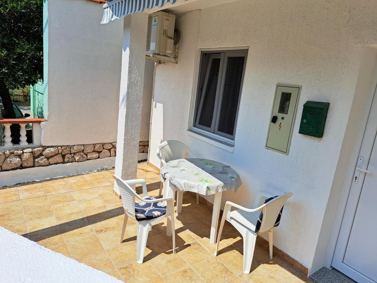 לופאר Apartmani Ana-Lora מראה חיצוני תמונה