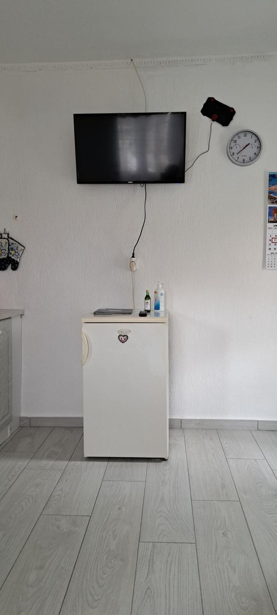 לופאר Apartmani Ana-Lora מראה חיצוני תמונה