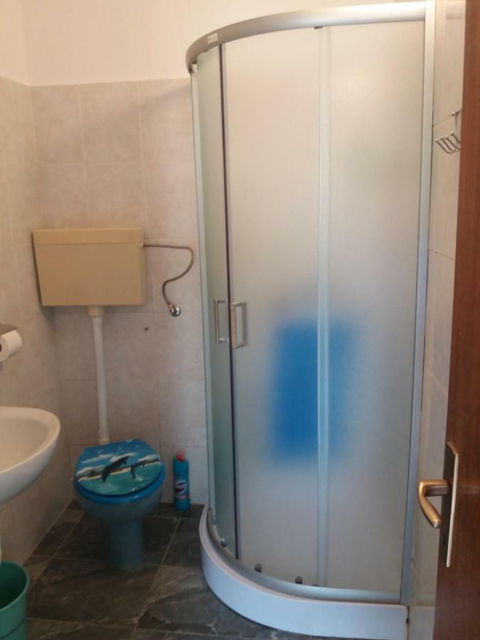 לופאר Apartmani Ana-Lora מראה חיצוני תמונה